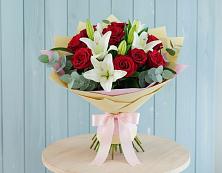 Букет цветов из:  Лилии и Розы #REPLACE_PRED# Малиновке