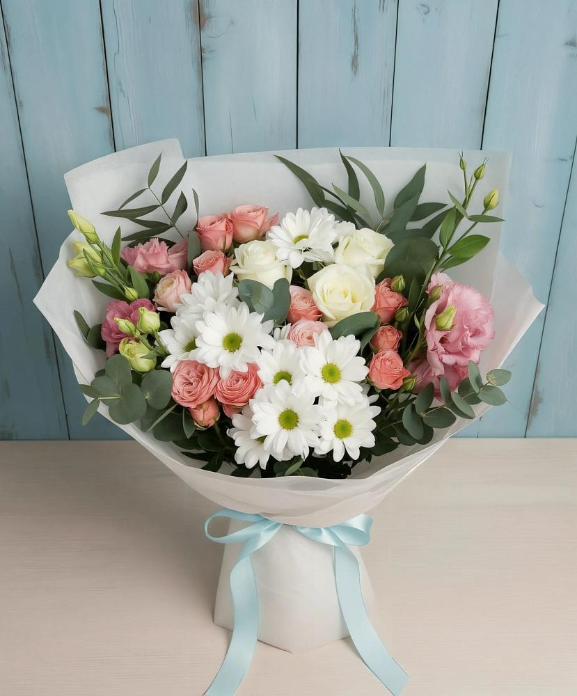 Букет цветов из: Розы, Лизиантусы и Хризантемы в Малиновке