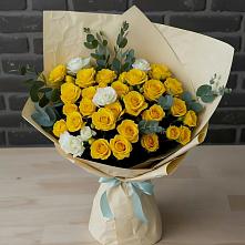 Букет цветов из:  Розы в Малиновке