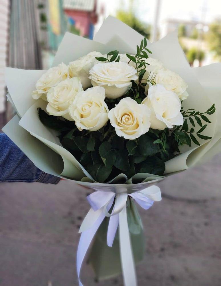 Букет Белые розы Проуд в Малиновке