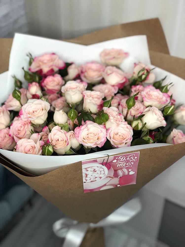 Букет цветов из: Розы в Малиновке