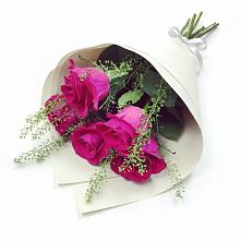 Букет цветов из:  Розы в Малиновке