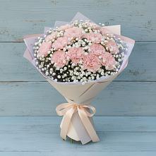 Букет цветов из:  Гвоздики в Малиновке