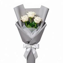 Букет 3 белые розы в Малиновке