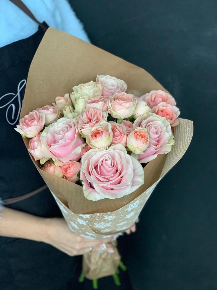 Букет цветов из: Хризантемы и Розы в Малиновке