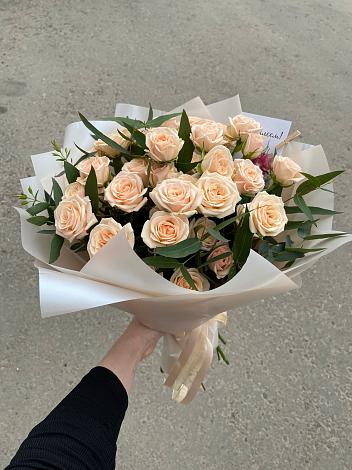 Букет Кремовые розы Латте в Малиновке