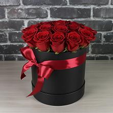 Цветочная композиция из Розы в шляпной коробке в Малиновке