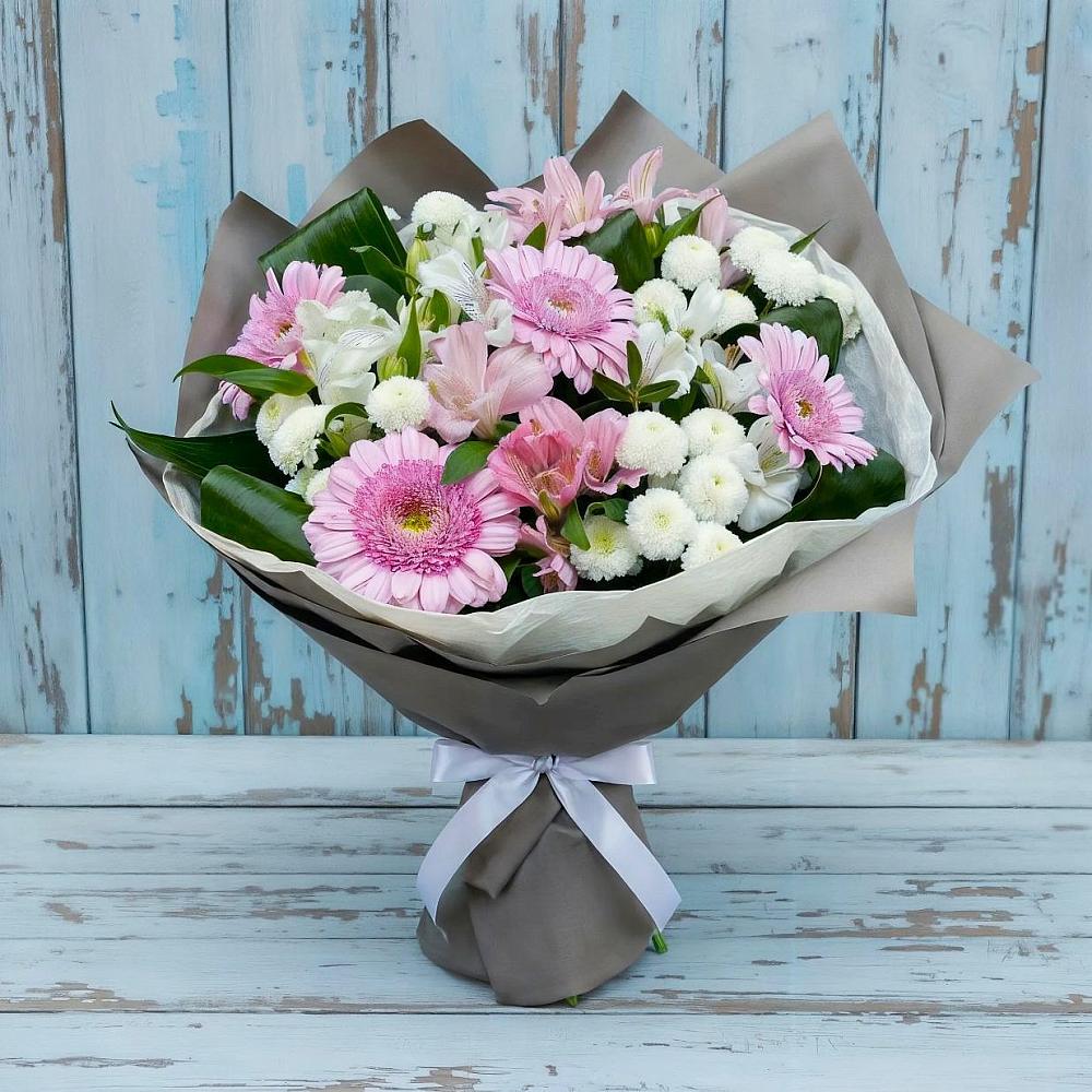 Букет цветов из: Герберы, Альстромерии и Хризантемы в Малиновке