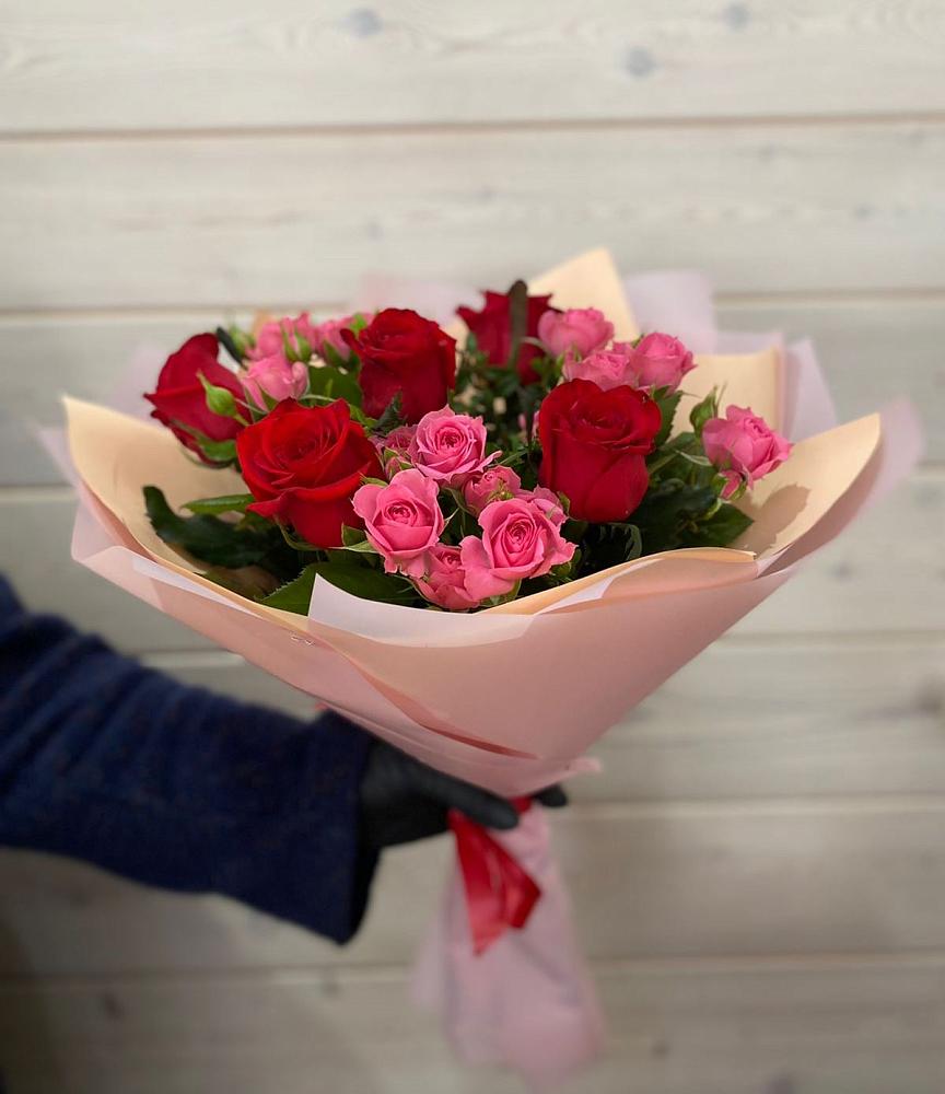 Букет цветов из: Розы в Малиновке