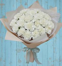 Букет цветов из:  Гвоздики в Малиновке