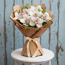 Букет цветов из:  Орхидеи и Розы в Малиновке
